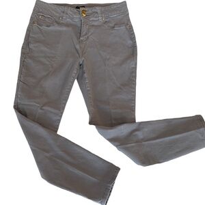 Iman gray jeggings. 10 short
C